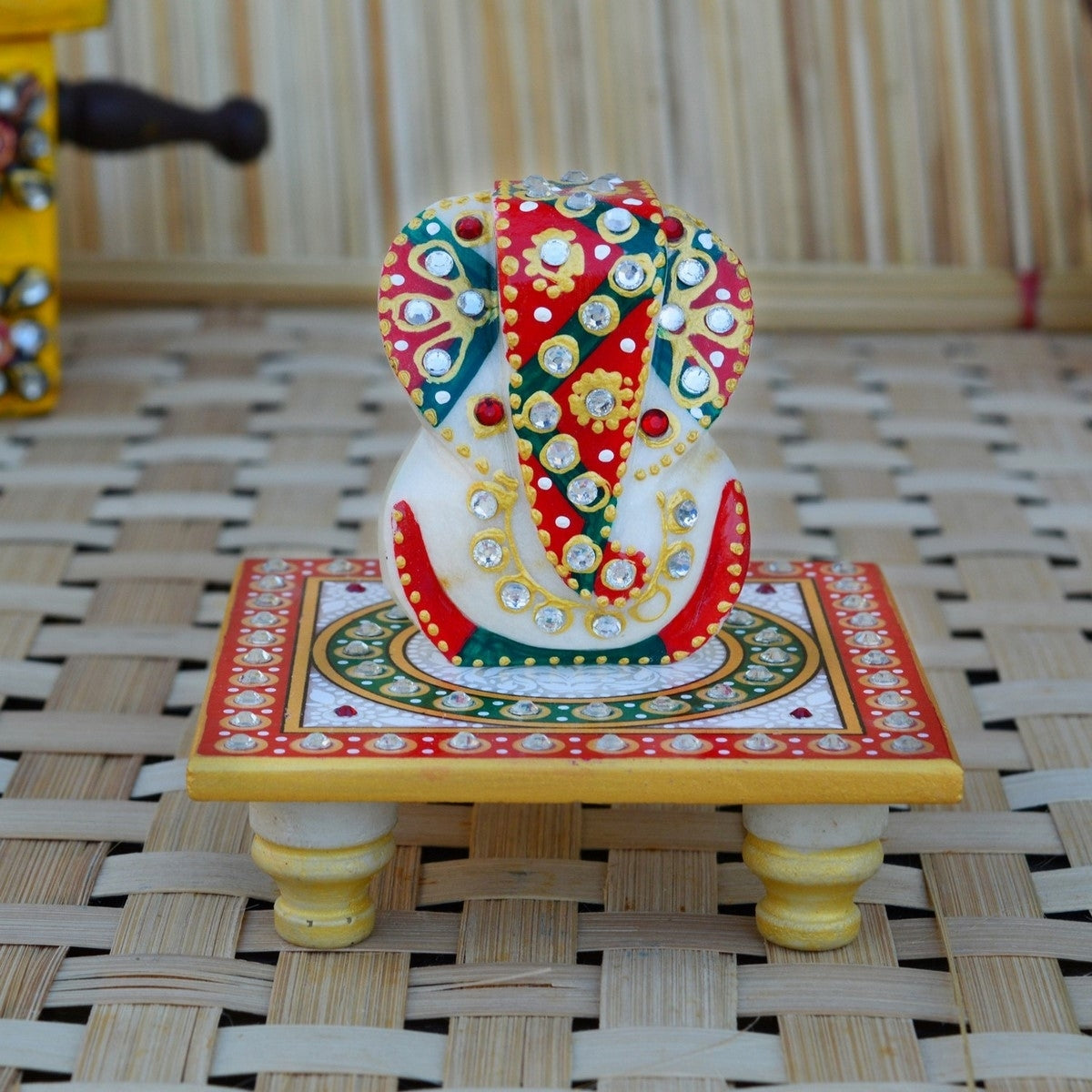 Lord Ganesha Idol On Kundan Studded Marble Chowki 3