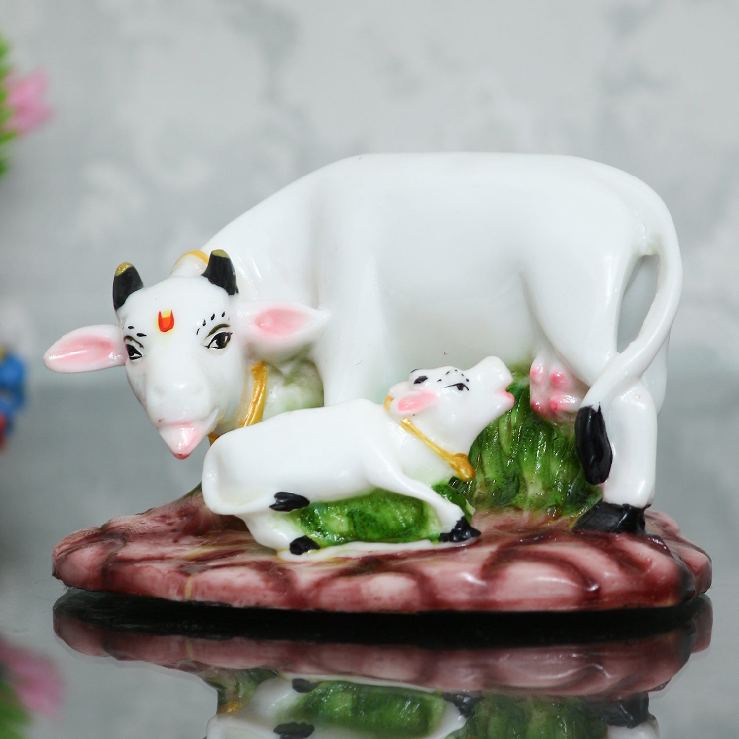 Polyresin White Cow and Calf Statue 1