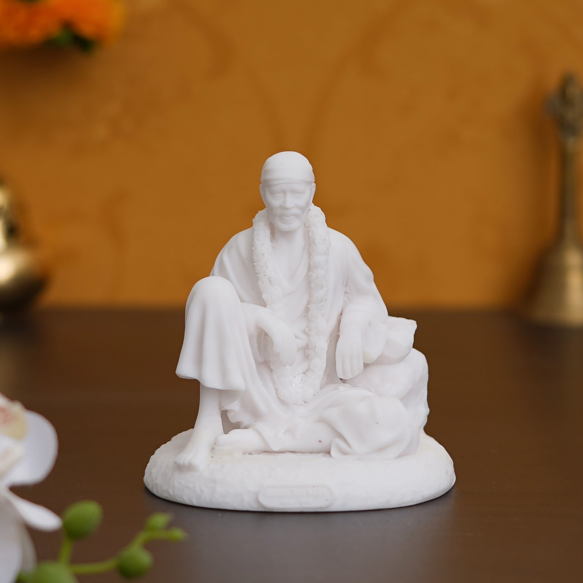 White Polyresin Sai Baba Statue 1