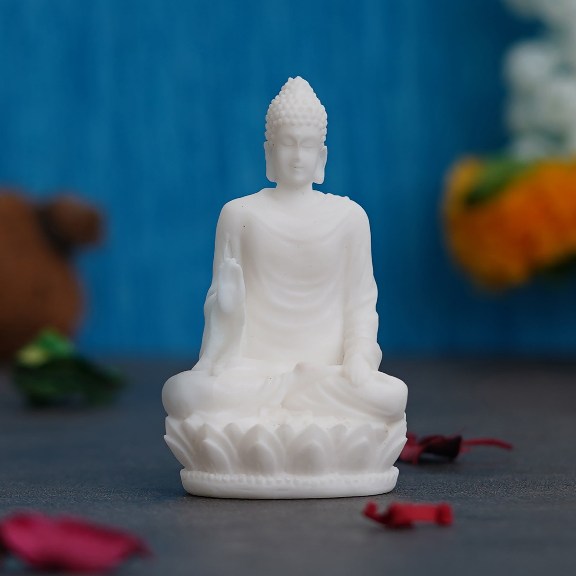 White Polyresin Meditating Lord Buddha Statue