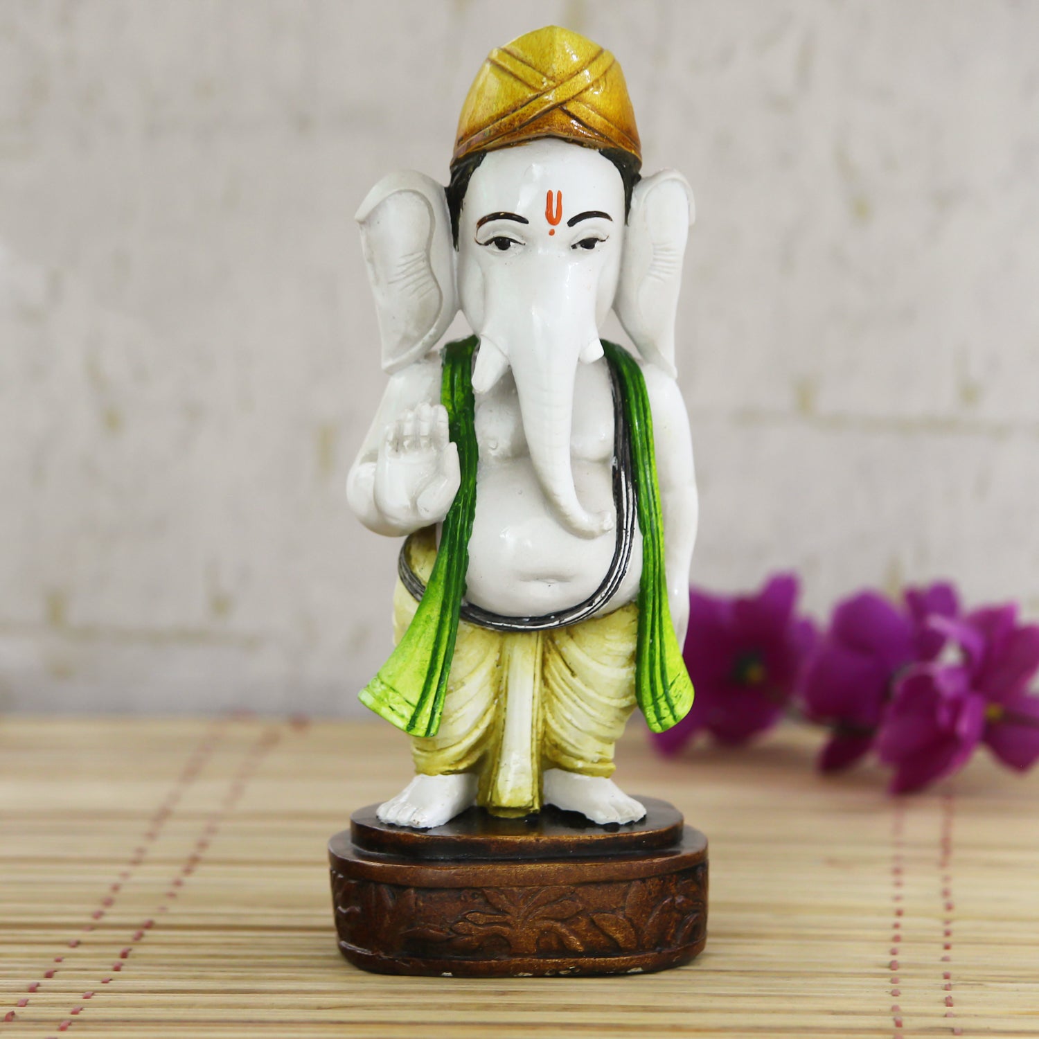 Blessing Lord Ganesha Statue Decorative Showpiece
