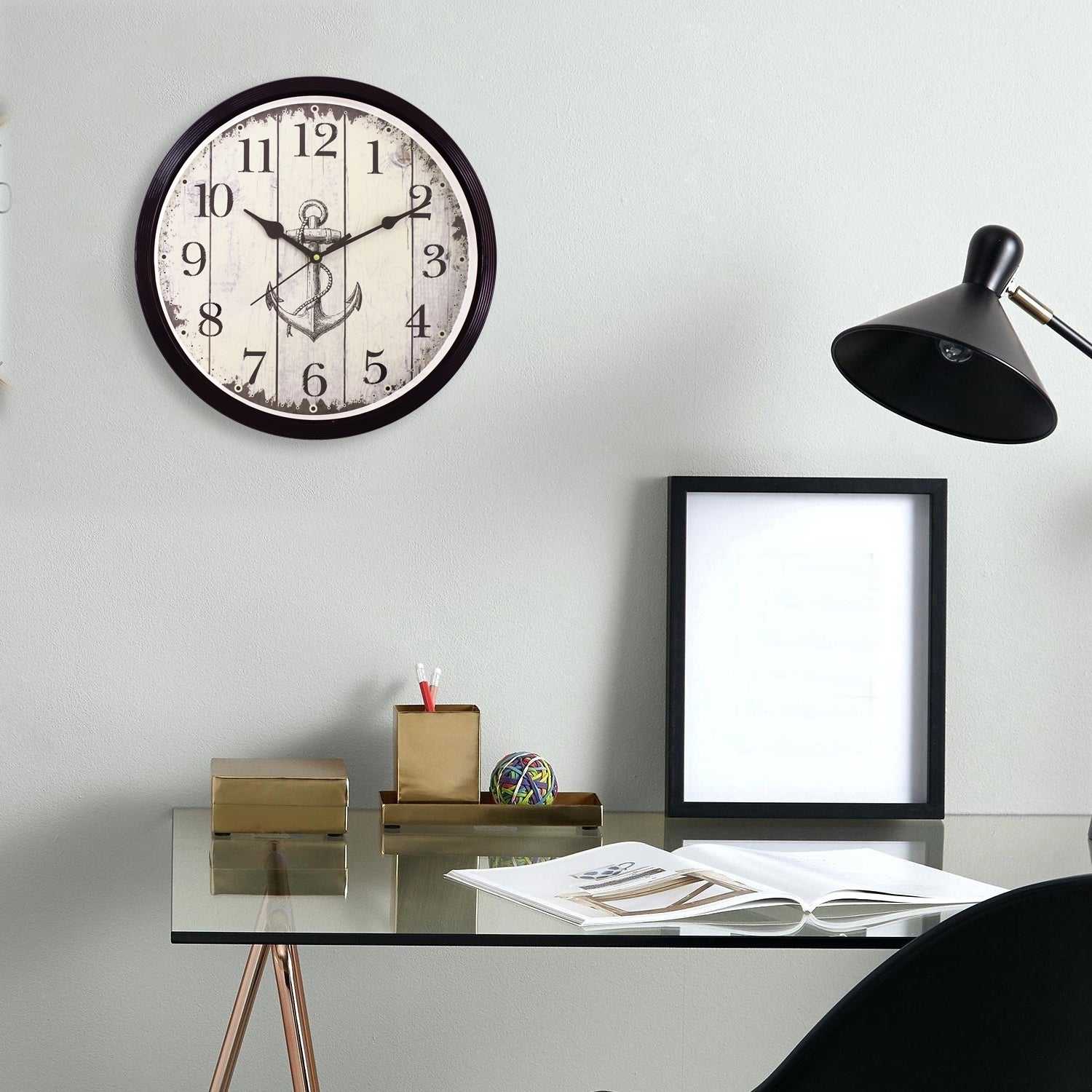 Round Antique look Plastic Quartz analog wall clock (Black 32 x 32 cm) 1