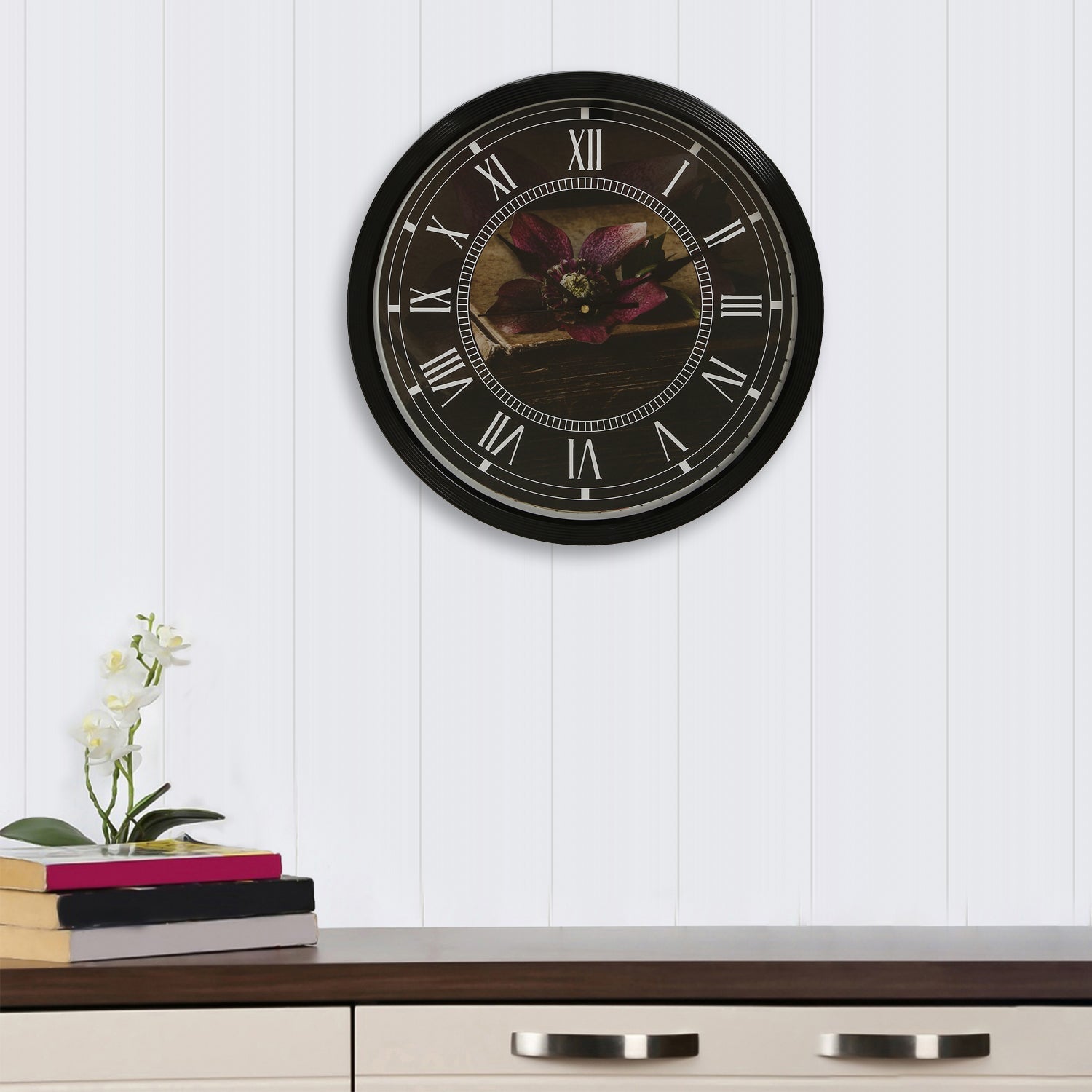 Designer Round Analog Black Wall Clock 1