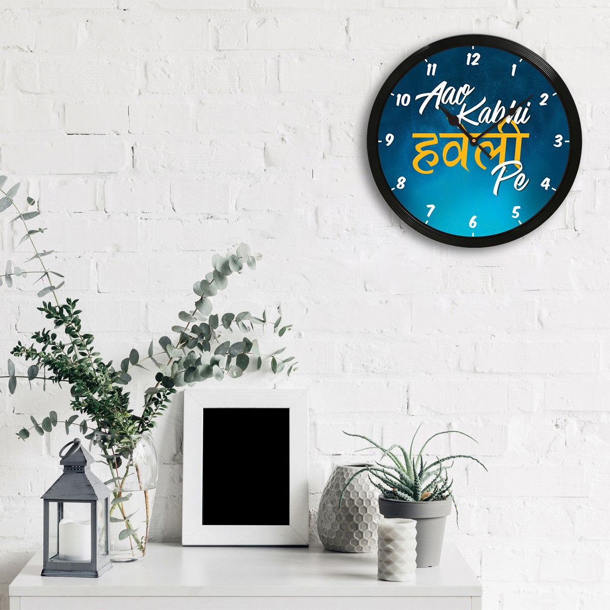 "Aao Kabhi Haveli Pe" Designer Round Analog Black Wall Clock 2