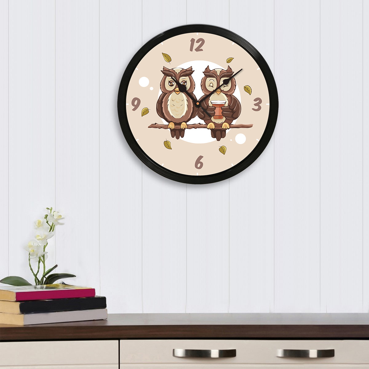 Black Plastic Round Shape Analog "Cute Owl Couple Sitting on a Branch" Designer Wall Clock 1