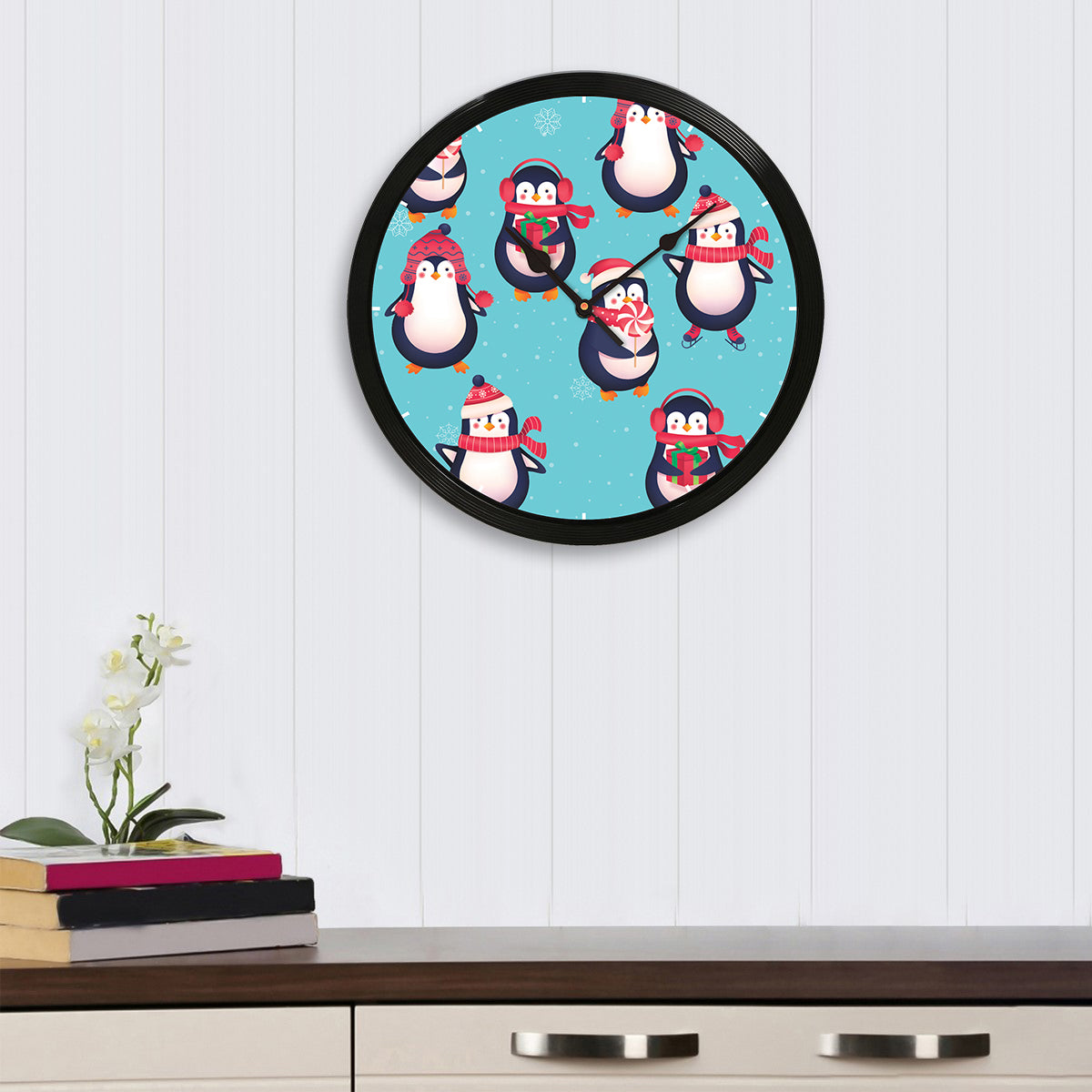 "Cute Penguins" Designer Round Shape Wall Clock 1