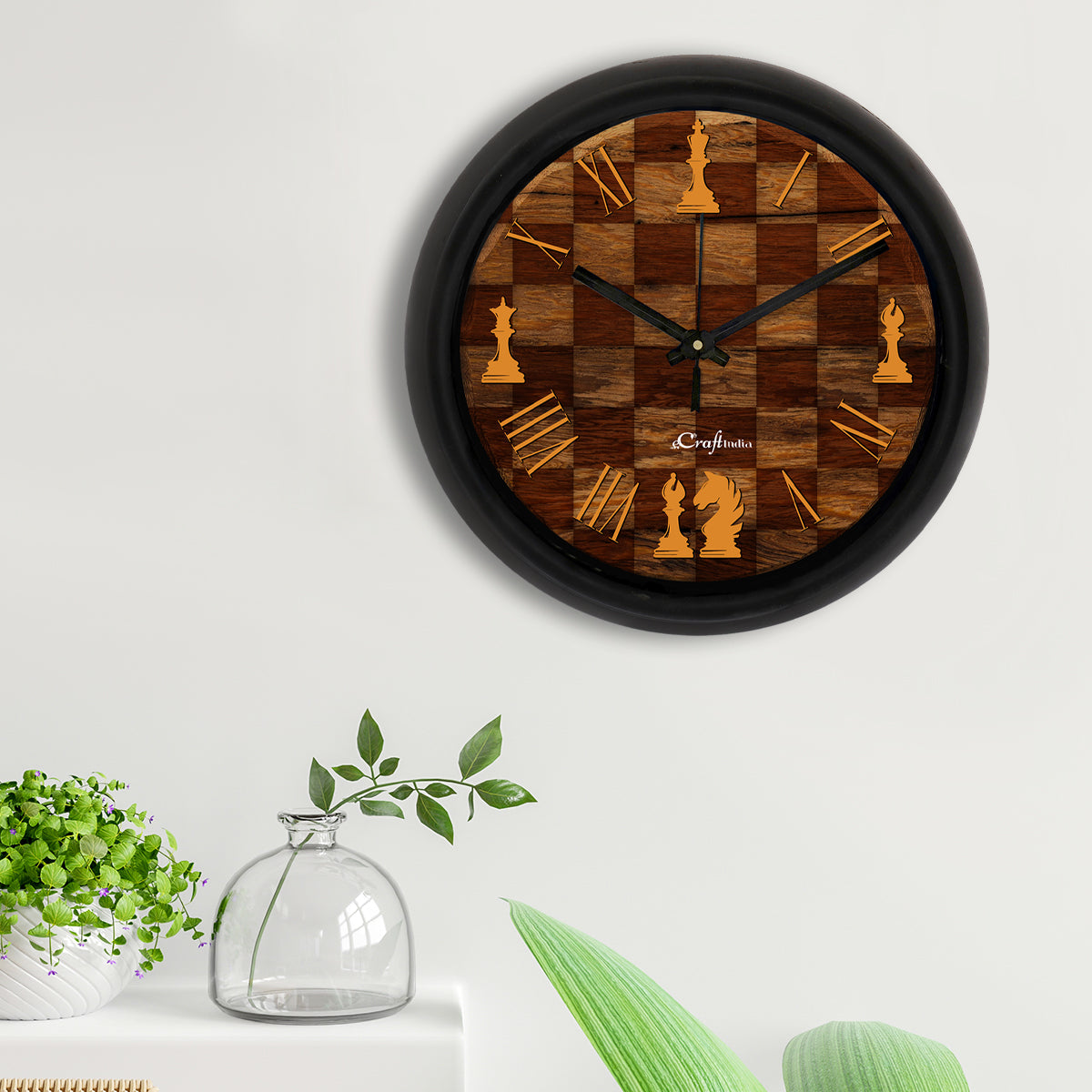 "Chess Pattern" Designer Round Analog Black Wall Clock 2