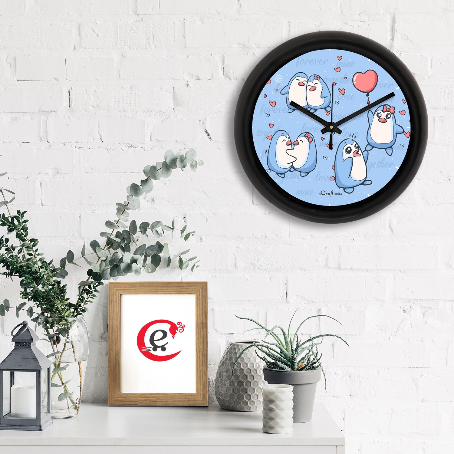 "Penguin Couple" Designer Round Analog Black Wall Clock 1