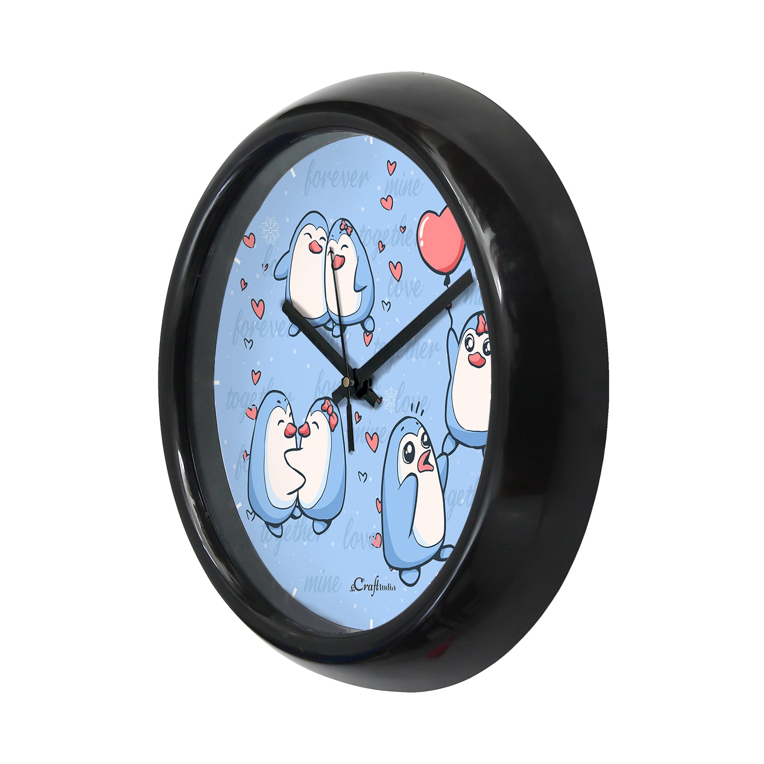 "Penguin Couple" Designer Round Analog Black Wall Clock 4