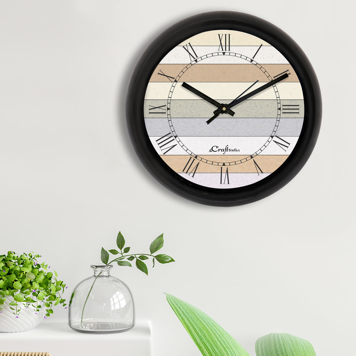 Minimalist Designer Round Analog Black Wall Clock 2