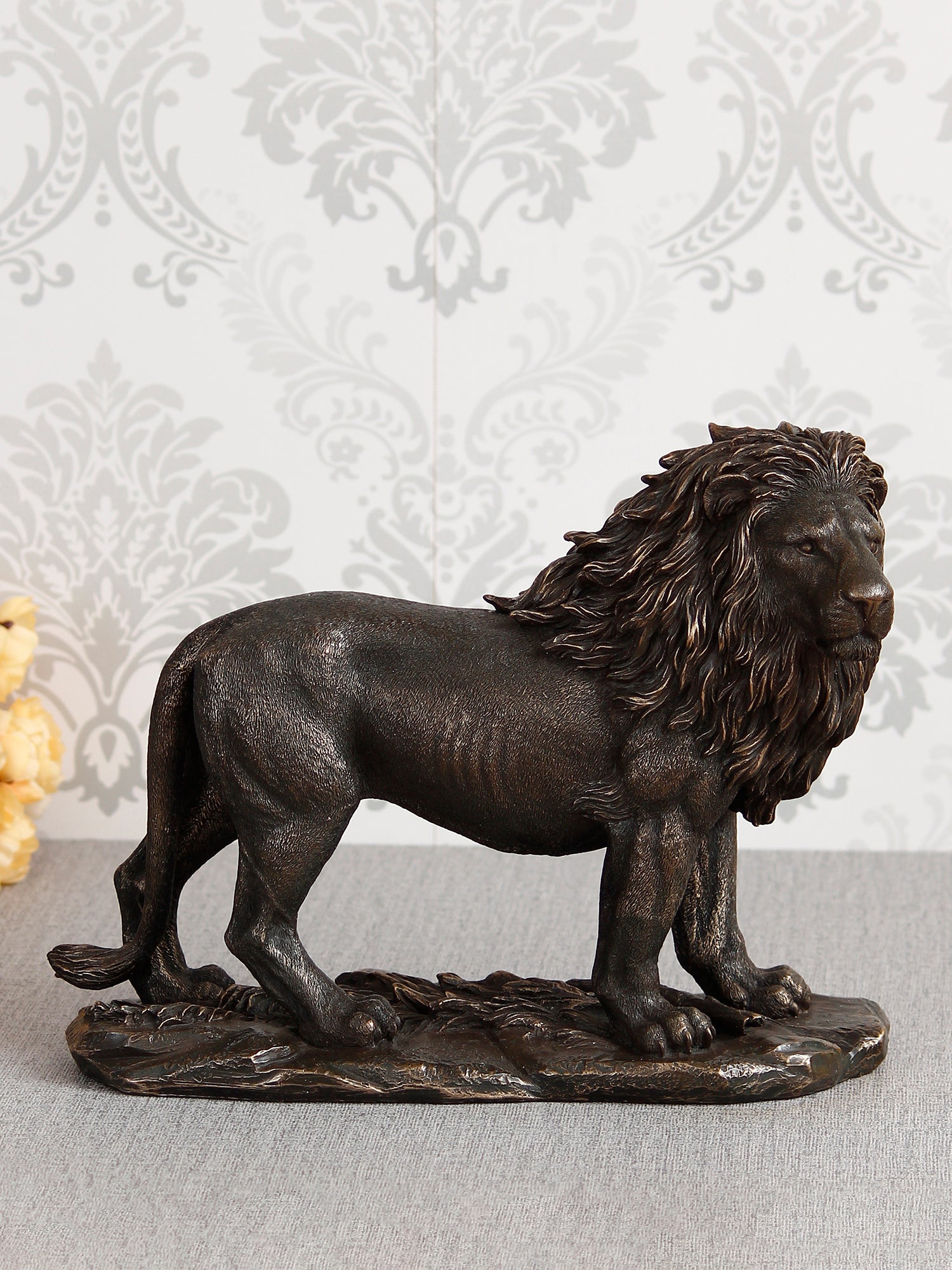 Polyresin and Bronze Black Carved Brave Lion Showpiece Decorative Animal Figurine 1