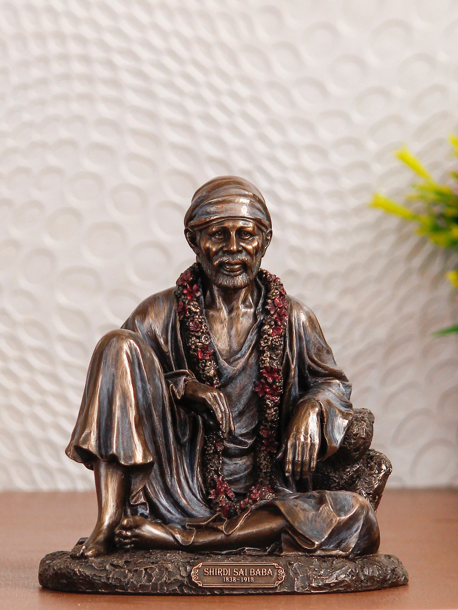 Decorative Polyresin and Bronze Sitting Sai Baba Statue 1
