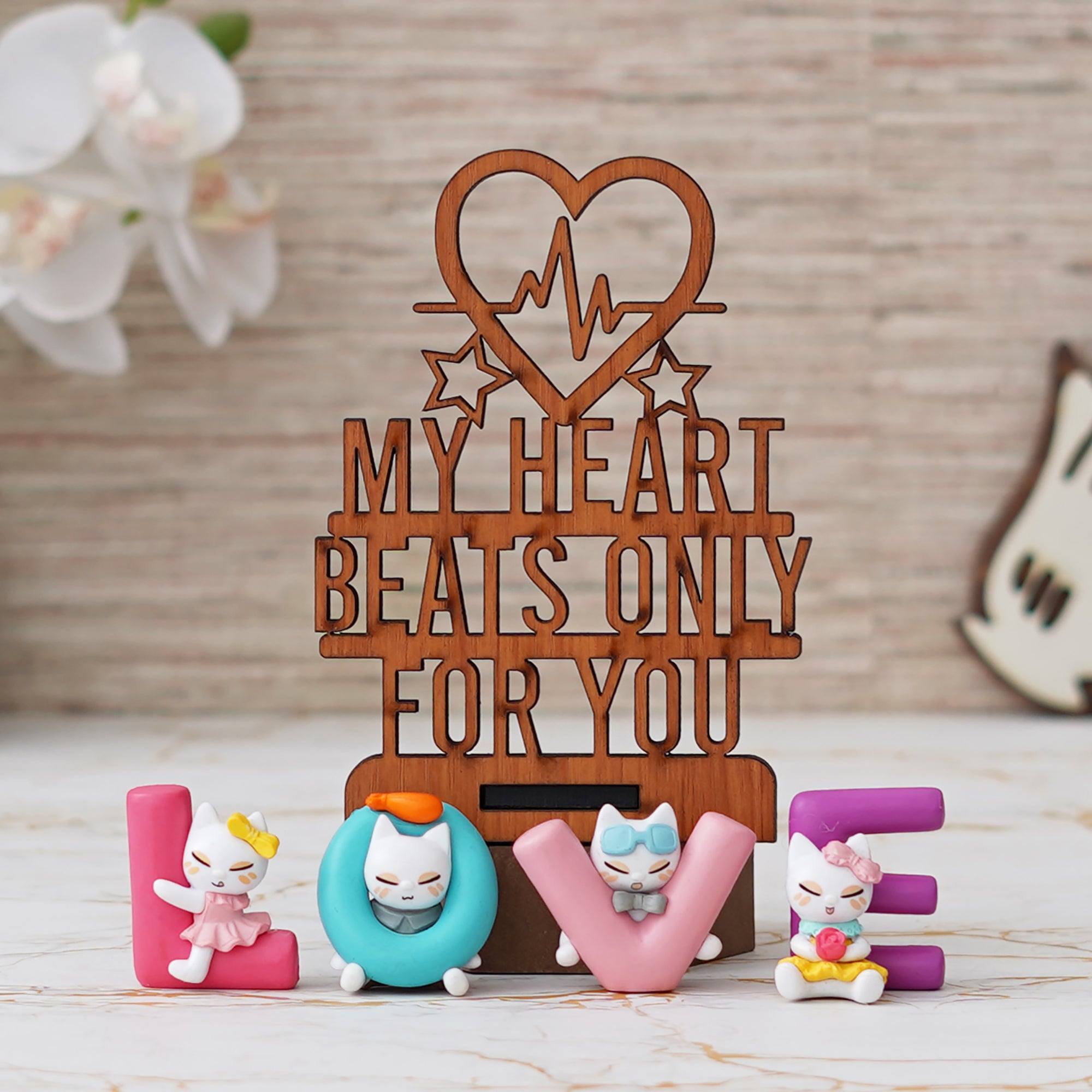 Valentine Combo of "My Heart Beats Only For You" Wooden Showpiece With Stand, "Love" Animated Characters Showpiece