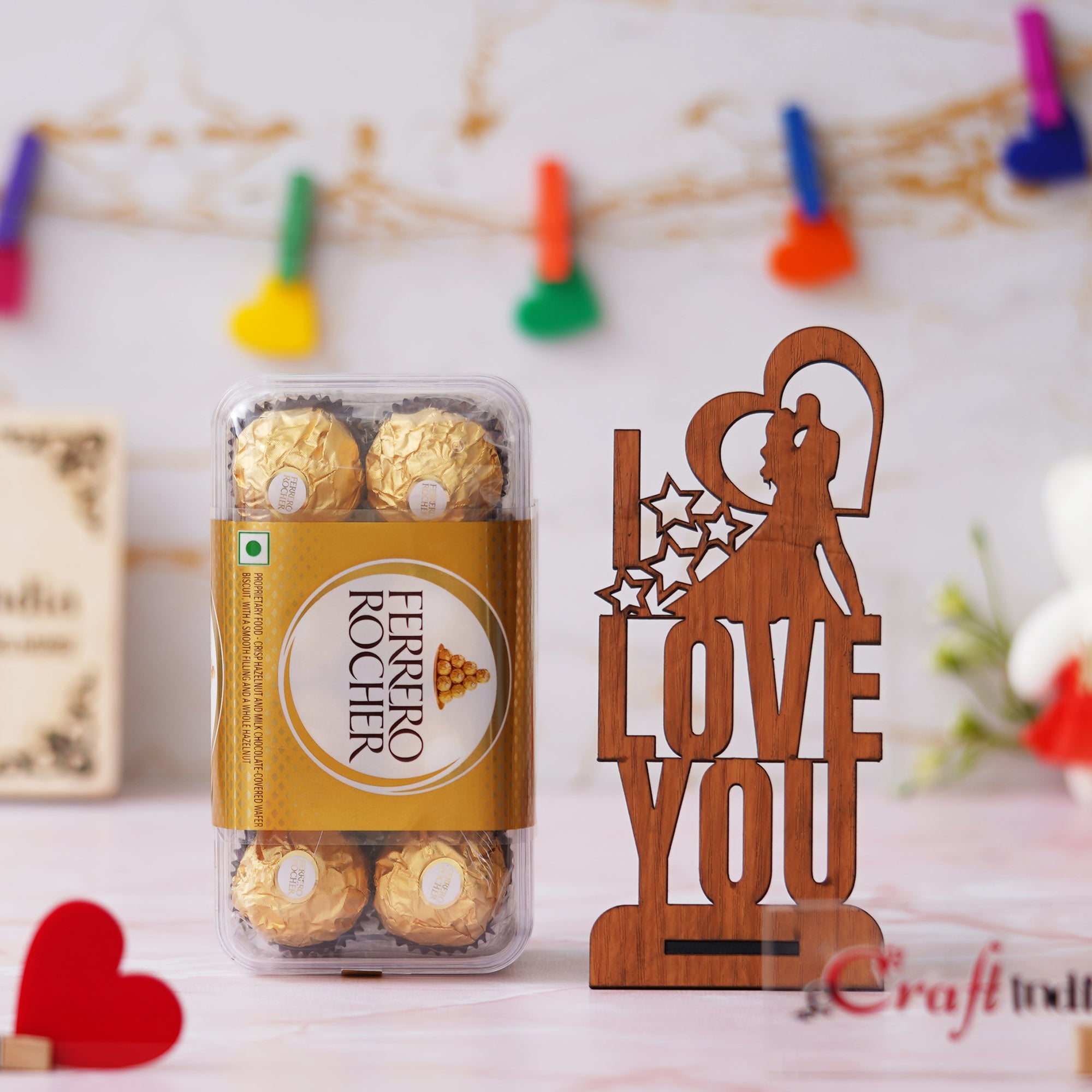 Couple I Love You Decorative Valentine's Day Showpiece & Chocolates 1