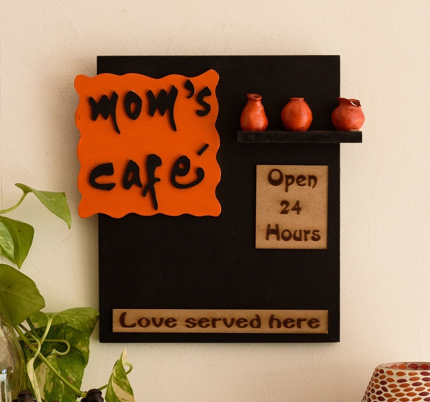 Wooden Mom's Cafe Wall Hanging